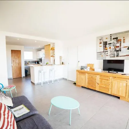 Le Calderini Appart: Beachfront Residence with Free Wi-Fi and Parking La Grande-Motte Exterior photo